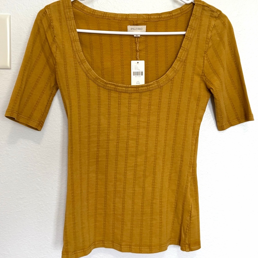 PILCRO Short Sleeve Top